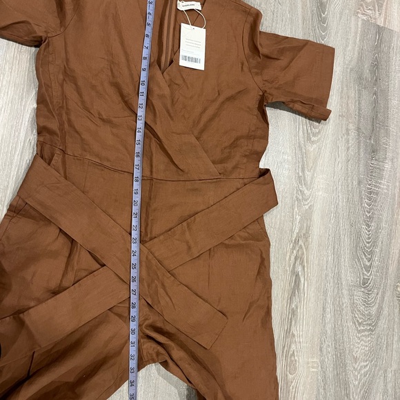 Everlane The Wrap Jumpsuit in Linen - Picture 14 of 15